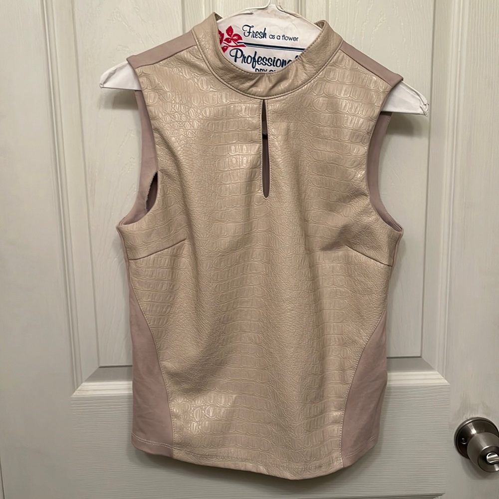 Marc New York Super cute faux leather top XS